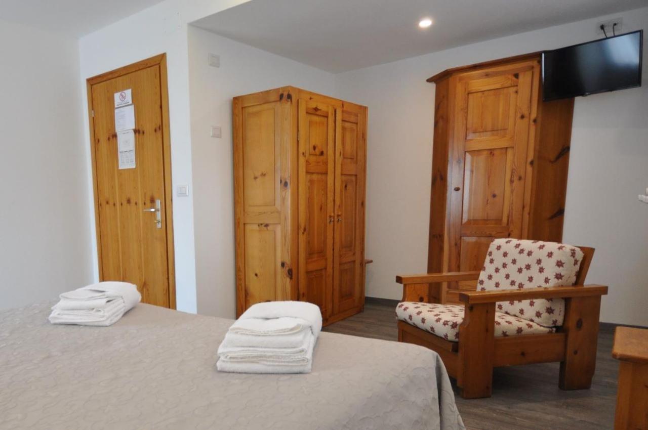 Meuble Albergo Dante Bormio Luaran gambar