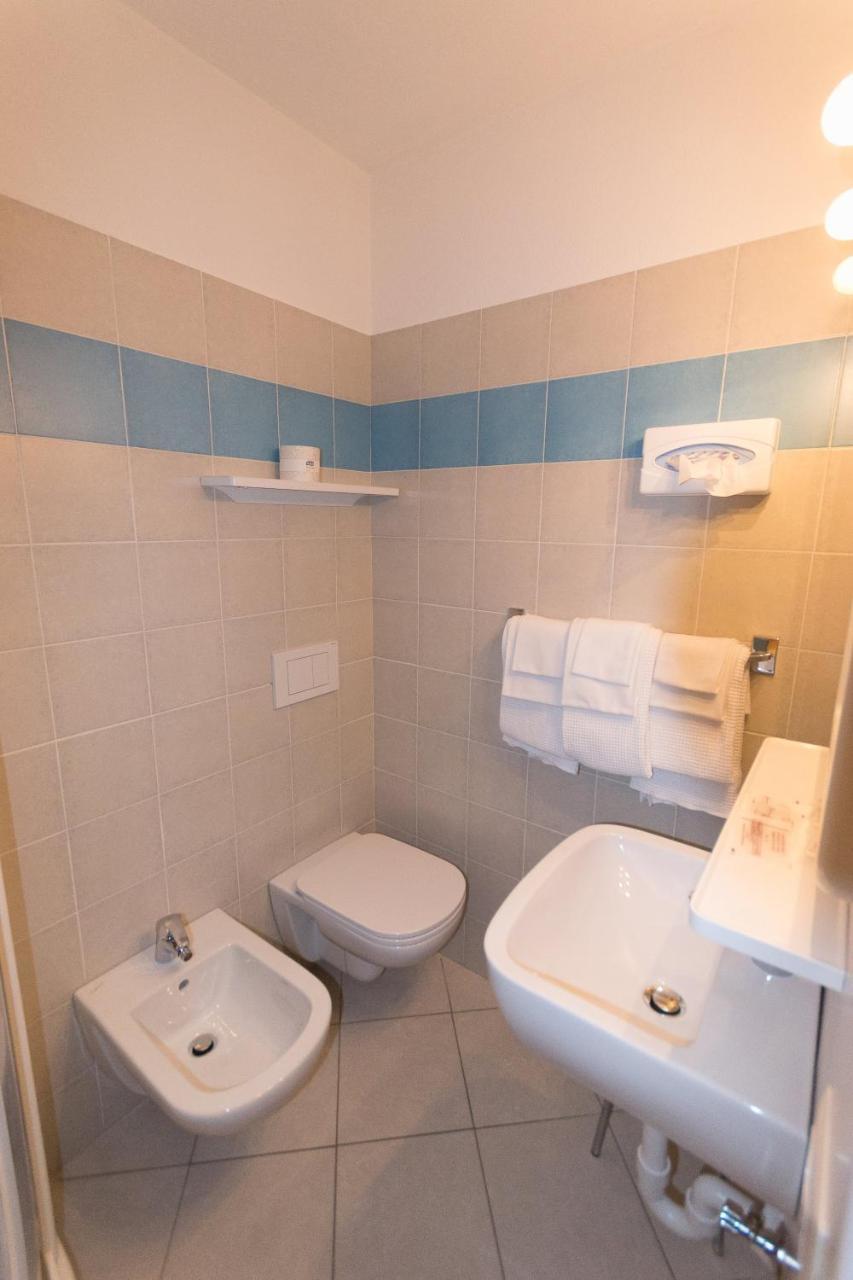 Meuble Albergo Dante Bormio Luaran gambar